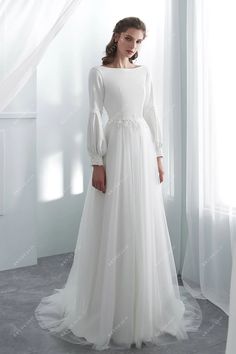 Pretty Bubble Sleeves Crepe Tulle Open Back Boho Wedding Dress #weddingdress #bridaldress #designerweddingdress #springweddingdress #fallweddingdress #autumnweddingdress #winterweddingdress #vintagebridaldress #elegantweddingdress Satin Wedding Dress Ballgown, Aline Wedding Dress Lace, Boho Wedding Dress With Sleeves, Tule Rok, Wedding Dress With Sleeves, Evening Dress Long, Aline Wedding Dress, Wedding Dress Belt, Wedding Dresses With Straps