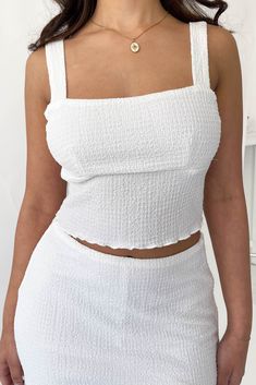 Model Details: Model is wearing a x-small Model is 5’2 Model's waist is a 28 Model has a 32C bust Material: Elastic back 95% Polyester 5% Spandex- 100% Polyester Imported Hand Wash Cold. Lay Flat to Dry Deodorant Stains, Top Sales, Pet Hair, Summer Of Love, How To Wear