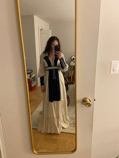 Selling my prized possession 💔 Love her so so so much, but I think this beauty deserves to be worn more, so I'm looking to rehome her. Vintage 70s Gunne sax dress in the Renaissance revival style. Beautiful cream lace and deep blue velvet details throughout with a tie-front and a bow in the back to cinch the waist. Leg of mutton sleeves with zipper feature. In excellent condition. Size 5 vintage, fits 25" waist perfectly. Retro Long Sleeve Costume Dress, Bohemian Fitted Costume Dress, Fitted Bohemian Costume Dress, Bohemian Long Sleeve Dress For Costume Party, Vintage Floor-length Dress For Costume Party, Vintage Floor-length Dress For Vintage Events, Vintage Long Dress For Party, Vintage Maxi Dresses For Fall, Vintage Long Party Dress