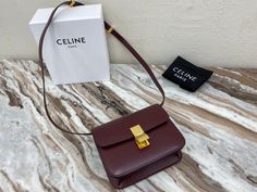 Size: 18.5cm*14cm*6cm It comes with Dust box, Care manual, Tag, and Paper bag. High-end Square Shoulder Bag For Gift, High-end Square Shoulder Bag As Gift, High-end Square Shoulder Bag Gift, Crossbody Flap Bag With Original Box As Gift, Designer Square Satchel As Gift, Designer Square Box Bag For Gifts, Rectangular Office Satchel, Classic Square Box Bag For Gift, Classic Square Flap Bag As Gift