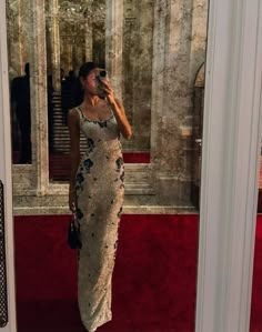 alexandra saint mleux f1 wag Charles Leclerc, Glam Dresses, Formal Gowns, New Yorker, Elegant Dress, A Dress, Dream Dress, Couture Fashion, Fancy Dress