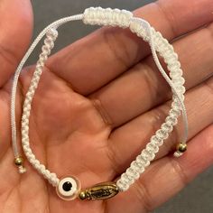 Handmade White Bracelet Adjustable Virgin Mary And Evil Eye Latina Bracelets, Mexico Bracelets, Hispanic Jewelry, Bracelets Business, Mexican Bracelets, Bracelet Inspo, White Bracelet, Mexican Jewelry, Long Square Acrylic Nails