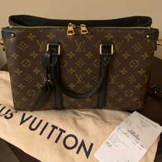 Louis Vuitton “Soufflot”! Brand Spanking New, Never Used! Gorgeous! Palm Springs Mini Backpack, Yellow Tote Bag, Louis Vuitton Key Pouch, Louis Vuitton Neonoe, Louis Vuitton Red, Key Pouch, Louis Vuitton Neverfull Mm, Brown Shoulder Bag, Louis Vuitton Twist