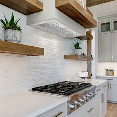 High Quality Material - The range hood is composed of food-grade durable and rustproof brushed stainless steel; It has a thickness of 18 gauges and contains 2 pieces of 3.5 W 3500 warm-bright LED lamps which can brighten the kitchen space; It includes 2 extra pieces of 6000K cool white bright LED lamps. Powerful Suction - For durability, the range hood contains excellent copper ball-bearing motor and 6 inches duct 3 speed max 600CFM of large airflow; The grease and smell from cooking fumes are e Flip Kitchen, Farmhouse Staircase, Under Cabinet Range Hoods, Range Hood Insert, Kitchen Vent Hood, Kitchen Vent, Wood Floor Kitchen, Kitchen Hood, Under Cabinet Range Hood