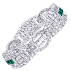 Beautiful link bracelet using large round and baguette diamonds. Complemented by two rows of ravishing Emeralds. 1.79 carat emerald, 16.93 carat Round-cut diamonds, 1.44 carat Baguette-cut diamonds. Set in 18k white gold. Mens Diamond Bracelet, Flexible Bracelet, Platinum Bracelet, 18k Gold Bracelet, Expensive Jewelry Luxury, Lace Bracelet, Modern Bracelets, Emerald Bracelet, Art Deco Bracelet