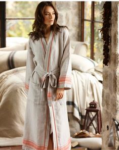 %80 linen and %20 Turkish Cotton luxury super soft Bathrobe. 2 colors option;  -black lines on ivory fabric -tobacco lines on ivory fabric It is unisex kimono robe. Lightweight, great for your travels. Generous and breathable fabric covers all your body. if you are looking for amazing soft and ultra absorbent robe this is a perfect one.   Oeko tex certified-no harmful substances, veggie dyes. Made in Turkey You may order luxurious gift boxes together with your purchases for your loved ones. The link for a beautiful gift box is below; https://www.etsy.com/listing/916109929/luxurious-gift-boxes?ref=shop_home_active_1&frs=1New year gift Linen Bathrobe, Robe Women, Linen Kimono, Linen Robe, Bathrobe Men, Dressing Gowns, Hammam Towels, Bath Linens, Linen Throw