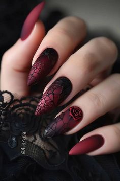 Red Black Matte Nails, Dark Red Gel Nails Design, Panther Nails Designs, Dark Festive Nails, Wedding Nails Autumn, Matte Black And Red Nails, Nails Red And Black Design, Goth Red Nails, Vampire Inspired Nails