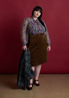 Retro Skirt Outfits, Skirt Outfits Plus Size, Holiday Party Pants, Twee Fashion, Plus Size Vintage Clothing, Midi Skirt Outfits, Theatre Outfit, Something Rotten, Designer Plus Size Clothing