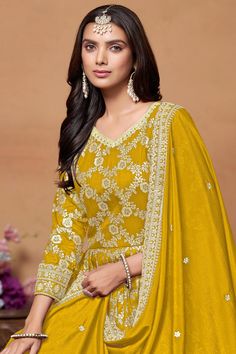 Rani Color Jacquard Fabric Function Wear Awesome Anaraklai Suit Printed Anarkali Suits, Anarkali Suits Bollywood, Floor Length Anarkali, Silk Anarkali, Party Wear Gown, Yellow Colour, Designer Lehenga Choli, Anarkali Suit, Traditional Attire