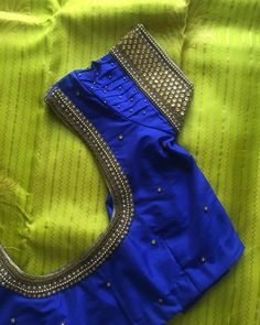 Ariya Work Blouse Designs, Simple Blouse Designs Images, Aari Blouses, Green Blouse Designs, Blue Blouse Designs, Mirror Work Blouse Design, Aari Design, Boat Neck Blouse Design, Latest Blouse Designs Pattern