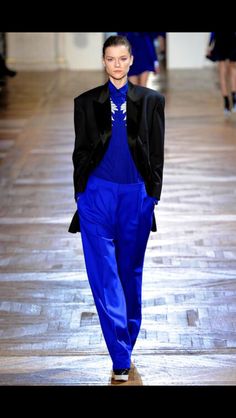 STELLA MCCARTNEY  fall 2012 ready to wear Fall Lookbook, Scandinavian Fashion, Tomboy Fashion, London Fashion Week, Evening Wear