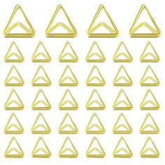 gold triangles are arranged in rows on a white background