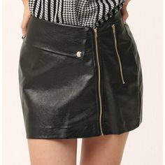 Front Zip Fly Closure Asymmetric Waistline Faux Leather Skirt Snap Button Detail 100% Polyurethane Professional Clean Only / Do Not Tumble Dry S: Waist: 35cm (13.8in) / Hip: 45cm (17.7in) / Hem: 51cm (20.1in) / Length: 37cm (14.6in) /3 Chic Faux Leather Skirt With Zipper Closure, Chic High Waist Mini Skirt With Button Zip Fly, Chic Mini Skirt With Button Zip Fly, Chic Skirt With Button Zip Fly For Fall, Chic Fall Skirt With Button Zip Fly, Edgy Black Asymmetrical Mini Skirt, Chic Faux Leather Mini Skirt With Zipper, Casual Black Asymmetrical Mini Skirt, Chic Fall Skirt With Side Zipper