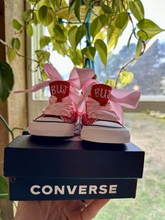 Elevate your gifting game with personalized baby Converse, the perfect solution for those seeking a unique and heartwarming present.  Our personalized baby Converse shoes are designed to solve the challenge of finding a truly special gift for little ones. By offering customizable features that add a personal touch, these shoes turn a simple present into a cherished keepsake that celebrates individuality and love. Benefits: - **Customization at Its Best Personalize with the baby's name or initial Custom Shoes Baby, Converse Baby Announcement, Customised Baby Shoes, Converse Custom Art Baby, Baby Girl Converse, Personalized Converse, Baby Chucks, Baby Converse Shoes, Baby Converse