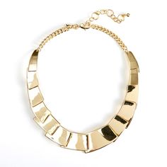 Sequin | Tectonic Necklace The Tectonic Segmented Collar Necklace features sculpted, hand-polished overlapping plates for a substantial look that enhances and reflects any color you pair it with. Box Chain, Necklace Jewelry, Lobster Claw, Chain Necklace, Jewelry Necklaces