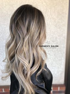 Jessica Stockstill Hair, Vanilla Blonde Balayage On Dark Hair, Root Melt Bronde Balayage, Brown Roots With Blonde Hair Balayage, Full Balayage Brunettes Blondes, Blonde Baylage Hair On Brown Hair, Dark On Top Blonde On Bottom Hair, Soft Blonde Hair Balayage, Root Melt Blonde With Money Piece