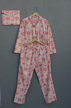 ITEM DESCRIPTION: 100% Pure cotton hand block printed night suit, perfect for summer while sipping tea on your terrace ! This pajama is made for a relaxed fit and allows for ease of movement throughout the night. Every piece can be made customized to your desires. Comes in S/M/L/XL/2XL/3XL/4XL/5XL sizes, but without any complications can be adjusted to individual measurements. MEASUREMENTS : SMALL / MEDIUM : ( EU: 36 - 38, US: 8 - 10 ) Pajama Top : Chest / Bust girth = 44 inches / 110 cm - waist Women Night Suit, Pajama Women, Cotton Pajama Set, Matching Pajama, Sipping Tea, Cotton Pajama Sets, Night Suit, Matching Pajamas, Pajama Robe