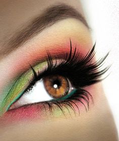 just MAKE-UP. Eye Candy on Makeup Geek. Halloween Makeup Diy, Bright Makeup, Stunning Makeup, Smokey Eyes, Gorgeous Eyes, Pink Eyes, Makeup Geek, Her Eyes, Eye Make