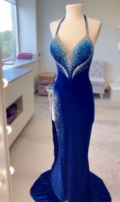 Velvet Evening Dress For Prom Gala, Velvet Evening Dress For Prom And Gala, Royal Floor-length Party Gown, Velvet Prom Gown For Prom Season, Prom Season Velvet Gown, Glamorous Floor-length Velvet Gown, Glamorous Velvet Floor-length Gown, Glamorous Velvet Prom Dress, Velvet Gown For Prom Season