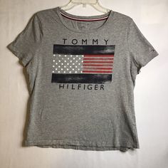 Tommy Hilfiger Women's T-Shirt Heather Gray Size Large With Flag Boyfriend Logo Tommy Hilfiger Graphic Tee With Graphic Print, Tommy Hilfiger Graphic Print T-shirt For Summer, Tommy Hilfiger Graphic Print Tee, Trendy Crew Neck Top With Flag Print, Tommy Hilfiger Short Sleeve T-shirt With Letter Print, Tommy Hilfiger Graphic Tee With Letter Print, Spring Tommy Hilfiger Tops With Logo Print, Tommy Hilfiger Spring Tops With Logo Print, Tommy Hilfiger Logo Print T-shirt For Spring