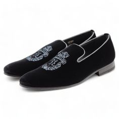 Firm Price. Store Price: $1065 Color: Black. Collection: Summer 2024. Material: Velvet. Made In: Italy. Philipp Plein Shoes, Velvet Loafers, Philipp Plein, Summer 2024, Shoe Collection, Black Silver, Loafers, In Italy, Slip On