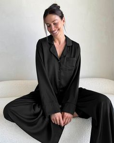 Black Black Silk Pajama Set, Black Silk Pyjamas, Black Satin Pajama Set, Goth Pjs, Black Silk Pajamas, Silk Pj Set, Silk Loungewear, Pajamas Aesthetic, Silky Pajamas