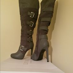 New Never Worn Beautiful Tall Gray Boots Size 8 Women With Silver Hardware Tall Gray Boots, Gray Boots, Grey Boots, Size 8 Women, Heel Boots, Tall Boots, High Heel Boots, Shoes Heels Boots, Silver Hardware