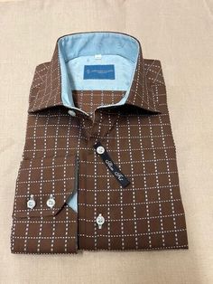 Italy Art, Brands Outlet, Chest Pocket, Cotton Shirt, Casual Shirts, Button Down Shirt, In Italy, Mens Accessories, Slim Fit