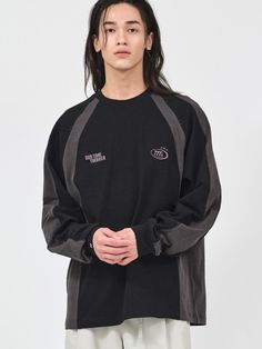 It is a highly useful item for daily wear with a dropped shoulder line and a relaxed semi-overfit. - Semi-oversized fit- Sporty mood incision- Embroidery detail- Drop shoulder- Daily item Black Oversized Crew Top, Everyday Black T-shirt, Embroidery Details, Lace Boots, Drop Shoulder, Daily Wear, Top Outfits, Mens Outfits, Embroidery