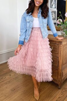 Feel enchanting in this Fairy Elastic Waist Ruffle Layered Mesh Tulle Midi Skirt. With its layered ruffles and flowy, mesh tulle fabric, you'll be sure to turn heads. Show off your unique style and add a touch of sparkle with this beautiful skirt! Material:Cotton+Polyester SIZE US/CAN BUST WAIST HIPS S 2-4 33"-34" 26"-27" 36"-37" M 6-8 35"-36" 28"-29" 38"-39" L 10-12 37"-39" 30"-32" 40"-42" XL 12-14 40"-42" 33"-35" 43"-45" Winter Mini Dresses, Tulle Midi Skirt, Beautiful Skirt, Mini Robes, 70 Dress, Beautiful Skirts, Tulle Fabric, Long Blouse, White Skirts