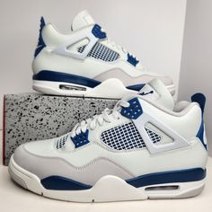 Air Jordan 4 Retro Size 12 Men Off White/Military Blue Sku: Fv5029-141 100% Authentic Brand New With Box (Box Is Missing Lid) Any Questions? Make Sure To Ask Price Firm Jordan 4s Navy Blue, Cute Shoes Dunks, Blue Jordans 4s, Good Shoes For School, Blue Jordan 4’s, Jordan 4s Blue, Jordan 4 Retro Blue, Blue New Balance Shoes, Blue Jordan 11