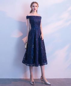 Blue Knee-length Evening Dress For Prom, Knee-length Blue Evening Dress For Prom, Blue A-line Midi Dress For Prom Season, Blue Knee-length Dress For Prom Season, Royal Blue Knee-length Wedding Dress, Royal Blue Sleeveless Tulle Dress, Royal Blue Knee-length Dress For Wedding, Royal Blue Bridesmaid Dress For Prom Season, Blue Midi Length Prom Dress