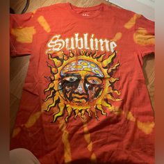 From Hot Topic In Great New Condition Never Worn Out Unisex / S Hufflepuff Shirt, Sublime T Shirt, Orange Tshirt, Fire Clothes, Peace Sign Shirts, Black And White Tees, Hippie Shirt, Music Tees, Tropical Island