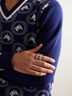 Equestrian references are often incorporated in Gucci's designs, take this stirrup-shaped ring for example. It's been cast in Italy from burnished sterling silver and neatly engraved with the house's moniker. Silver Ring For Men, Gucci Collection, Modern Wedding Band, Designer Rings, Ring For Men, Men's Rings, Perfect Ring, Mr Porter, Fashion Advice