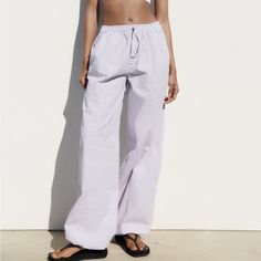 New With Tags Zara Lilac Parachute Pants With Side Pockets. Summer Wide Leg Cargo Pants For Loungewear, Wide Leg Summer Cargo Pants For Loungewear, Chic Summer Cargo Pants For Loungewear, Spring Trendy Wide-leg Parachute Pants, Trendy Summer Parachute Pants With Elastic Waistband, Chic Wide Leg Parachute Pants For Summer, Summer Cotton Straight Leg Parachute Pants, Trendy Summer Parachute Straight Pants, Cotton Straight Leg Parachute Pants For Summer