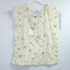 Nwt Bbyyellow & Bbyblue Light Floral Blouse Sz 5 Nwt Bbyyellow, Bbyblue Light Floral Blouse Sz 5 Pair With Bbyblue Or Bbyyellow Leggings And A Pair Of Fresh White Kicks For A Super Press Bbygirl Look<3 Cute Yellow Fitted Blouse, Cute Yellow Spring Blouse, Cute Cotton Tops For Daywear, Yellow Cotton Spring Tops, Yellow Floral Print Top For Daywear, Yellow Cotton Tops For Spring, Fitted Yellow Tops For Playtime, Casual Spring Blouse For Playtime, Cute Short Sleeve Tops For Daywear