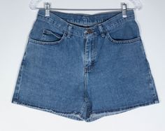 80s Shorts, Vintage Wrangler Jeans, Types Of Jeans, Western Jeans, A Line Shorts, Blue Denim Shorts, Comfy Shorts, High Rise Shorts, Designer Shorts