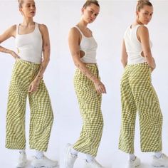 New With Tags Waist 28" Length 38" Rise 13" Inseam 25" Casual High-waisted Houndstooth Pants, Green Wide Leg Bottoms By Urban Outfitters, White Bottoms With Pockets By Urban Outfitters, Green Relaxed Fit Bottoms From Urban Outfitters, Urban Outfitters Relaxed Fit Green Bottoms, Green Wide Leg Pants By Urban Outfitters, Urban Outfitters White Cotton Pants, White Urban Outfitters Bottoms For Day Out, Urban Outfitters White Wide Leg Bottoms