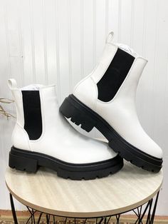 These boots are a chunky pull on boot and are black and white! These are such a cute fashion statement! The material is easy to wipe off and fun to wear everywhere! White And Black Boots, Black Chelsea Boots, Pull On Boots, White Boots, Chunky Boots, Halloween Disfraces, Cute Fashion, Front Porch, High Top