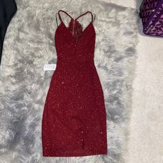 -Windsor Burgundy Sparkly Dress -Very Trendy, Good For Events :) -Never Worn -Tags Still On -Size: Xs Xs Dresses, Sparkly Dress, Dresses Xs, Windsor, Colorful Dresses, Womens Sizes, Womens Dresses, Tags, Purple