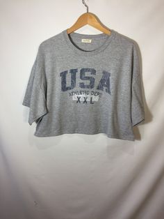 XL USA Athletic Dept. cropped t-shirt in gray.