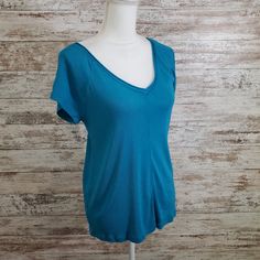 Caslon Teal Crystal Ribbed Double V-Neck T-Shirt S Nwt 005170-L20 Teal Blue Double V-Neck Short Sleeve Ribbed Measurements In Photoset Ladies Small Cotton Stretch V-neck Short Sleeve Top, Blue V-neck T-shirt For Summer, Blue Stretch V-neck T-shirt, Summer V-neck Stretch Short Sleeve Top, V-neck Stretch Short Sleeve Top For Summer, Summer Stretch V-neck Short Sleeve Top, Stretch V-neck Short Sleeve Top For Summer, Casual Stretch V-neck Top For Summer, Casual V-neck Top With Short Sleeves And Stretch