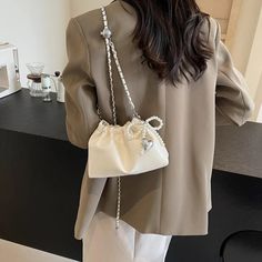 UAKISS - Silver Small PU Leather Crossbody Bags for Women 2024 Y2k Fashion Female Bucket Bag Lady Chain Shoulder Bag Handbags SIZE: (Width)21cm * (Height)9cm * (Thickness)8cm Leather Crossbody Bags, Crossbody Bags For Women, Fashion Female, Chain Shoulder Bag, Y2k Fashion, Black Handbags, Leather Crossbody Bag, Leather Crossbody, Crossbody Bags