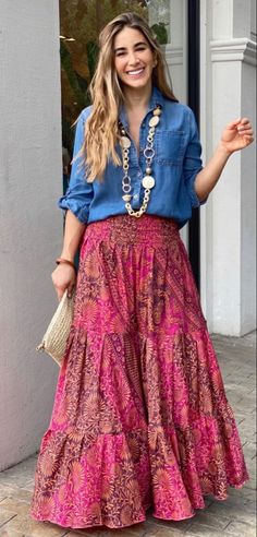 Look Hippie Chic, Stile Boho Chic, Look Boho Chic, Maxi Dress Designs, Mode Hippie, Maxi Skirt Outfits, Boho Style Outfits