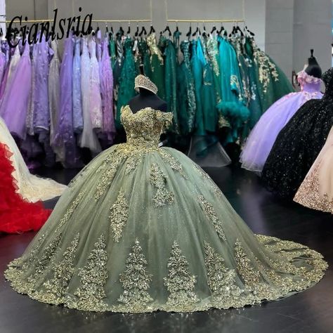 Sage Green Quinceanera Dresses, Sage Green Quinceanera, Quinceanera Dresses Green, Green Quince Dress, Green Quinceanera Theme, Princess Wedding Theme, Princess Sweet 16, Pinterest Watch, Green Quinceanera