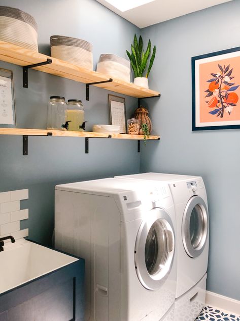 Laundry Room Laundry Room Wall Colors, Sage Green Laundry Room, Laundry Room Paint Ideas, Laundry Room Color, Laundry Room Paint Color, Laundry Room Paint, Concrete Creations, Laundry Room Colors, Laundry Room Update