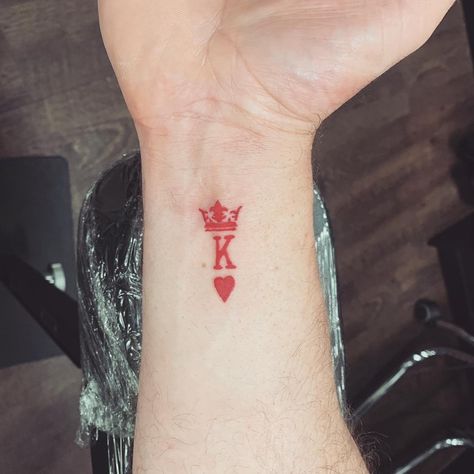 Red King Tattoo, King And Ace Card Tattoo, King Of Hearts Tattoo Men, Small Heart Tattoo For Men, King Von Tattoo Ideas, King Of Hearts Aesthetic, King Of Diamonds Tattoo, The King Aesthetic, King Von Tattoo