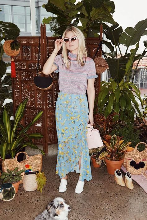 15 Outfits, Printed Maxi Skirt, Outfits Primavera, 30 Outfits, Bright Fashion, Street Style Chic, 2023 Fashion, Style Crush, Spring 2023