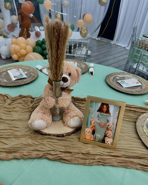 💕 It was all in the details! My first teddy bear theme and I wanted it to look elegant, sophisticated, and noteworthy! Thank you @ruby_thebrand for having us! We were delighted that you love the decor! Make any event Noteworthy! Book us today! #balloons #balloondecor #prettyballoons #backdrop #balloonartist #eventdecor #eventplanner #eventdecorations #noteworthy #noteworthydecor #balloongifts #gifts #ideas #bouquetdeglobos #bouquetballoons Pretty Balloons, Teddy Bear Theme, Bear Theme, Elegant Sophisticated, Balloon Decorations, Gifts Ideas, Event Decor, The Details, To Look