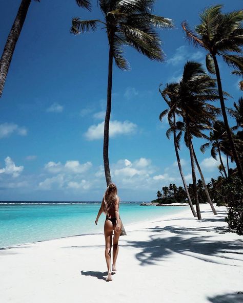 One of the most beautiful beaches ive seen in my life. . . . . . . .. . . #water #seashore #travel #traveling #visiting #instatravel #instago #ocean #sea #people #bikini #vacation #sand #leisure #girl #wear #resort #tan Punta Cana Pictures, Beach Vacation Pictures, Tropical Travel, Hot Beach, Travel Pictures Poses, Tropical Destinations, Vacation Pictures, Wish You The Best, Most Beautiful Beaches